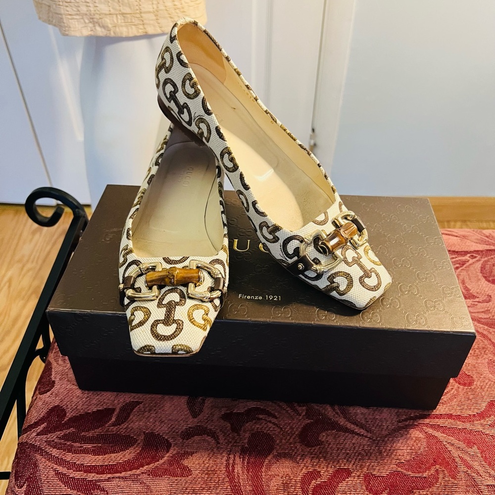Gucci bamboo accent canvas, ballet flats